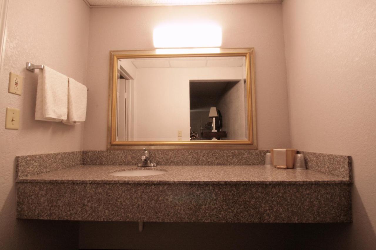 Economy Inn Hardeeville Buitenkant foto